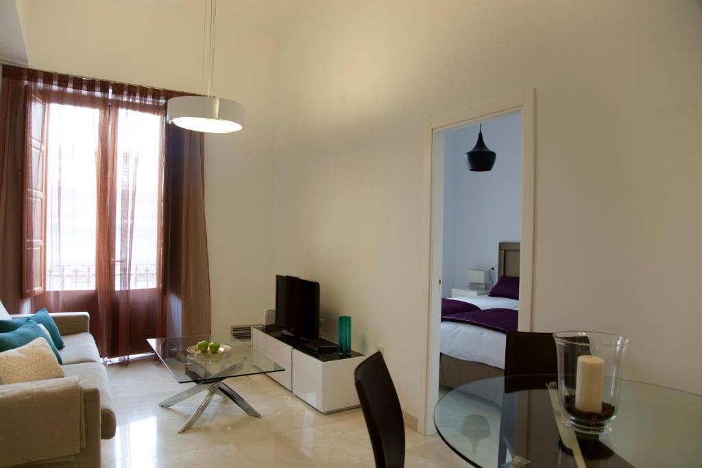 Bibo Gran Via Aparthotel 3*